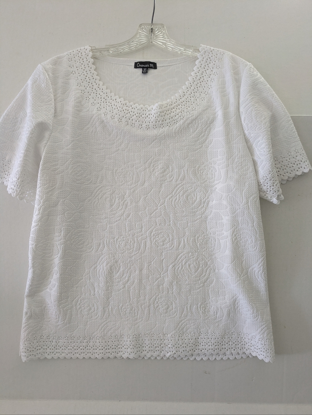 Womens White Top XL  Shirt Swirl/Rose Design Chances R.